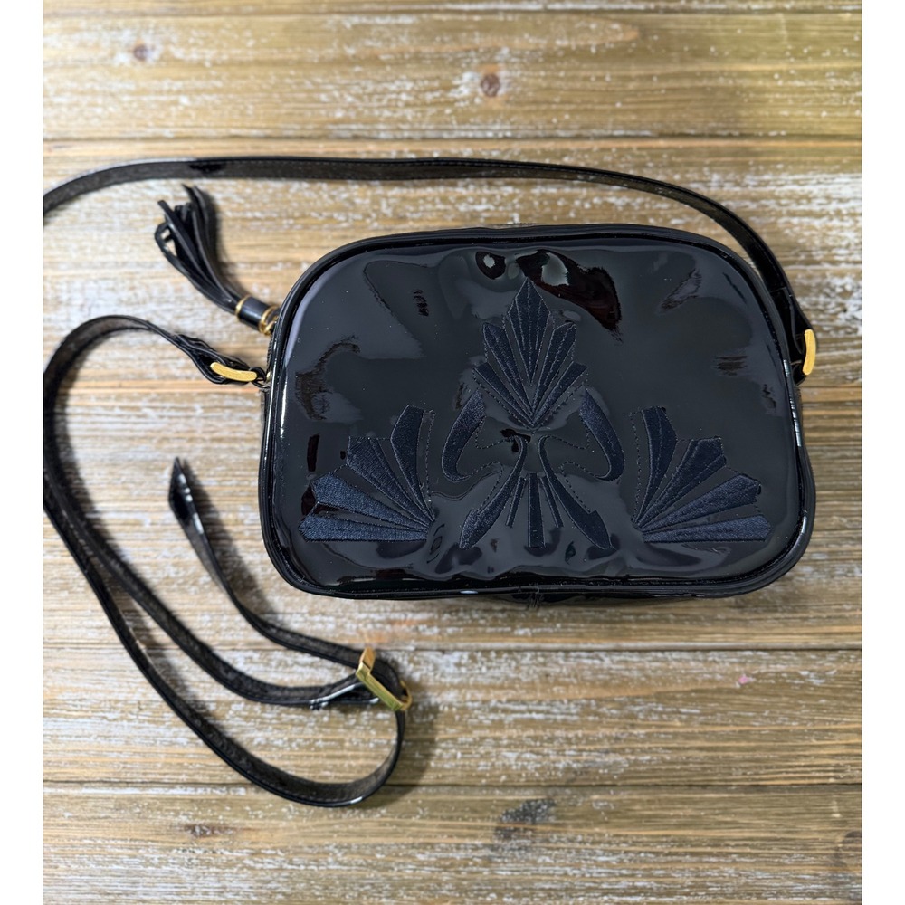 Vintage Pantera Purse Black Patent Leather Art Deco Fan Minimalist Whimsygoth